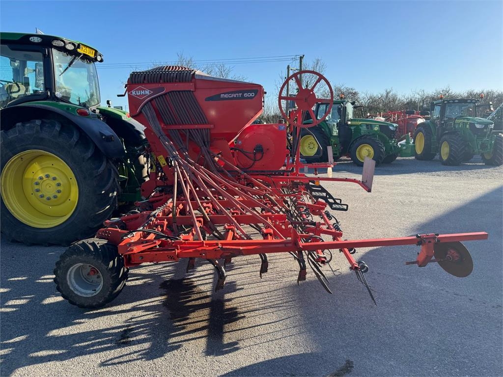 Kuhn Megant 600
