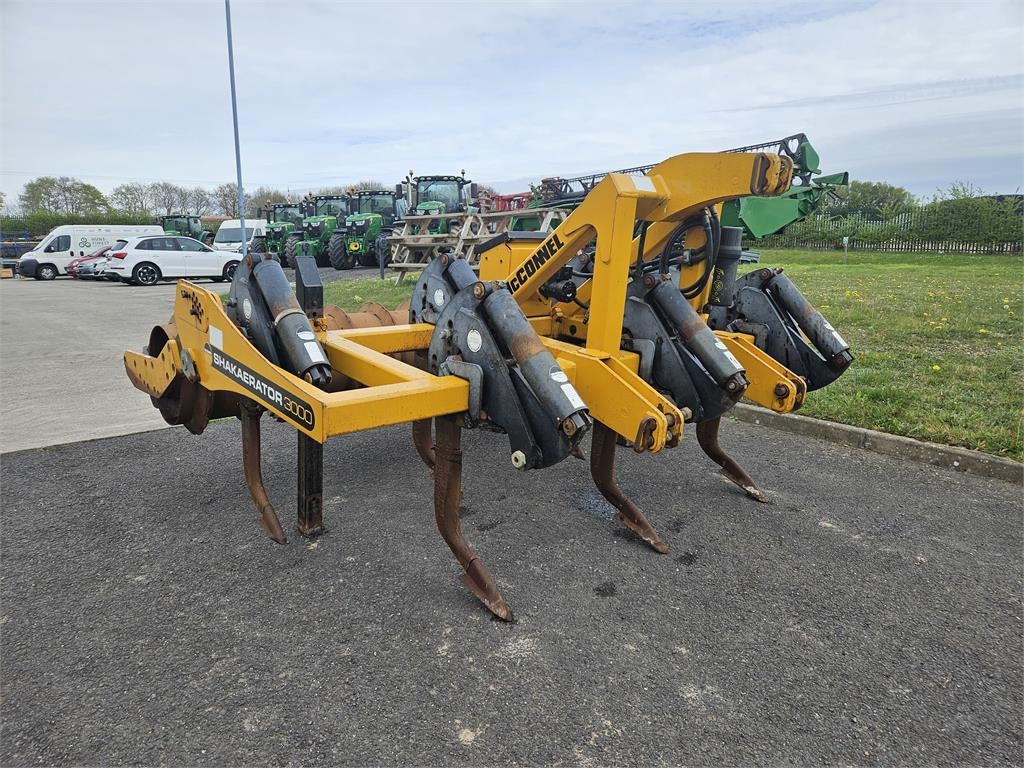 McConnel Shakaerator 3000