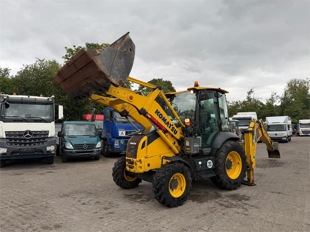 Komatsu WB 93R 4CX Plus Klima Partikelfilter Klappschaufel — occasion 2020, 3 574 h