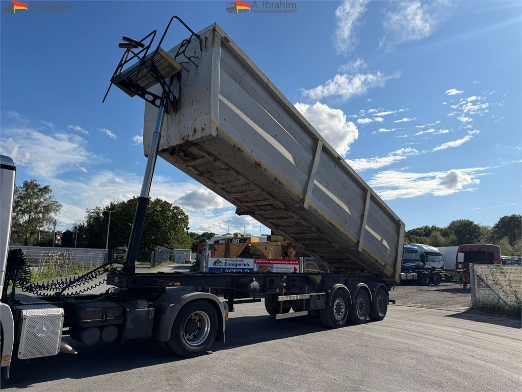 Semi-remorque benne Wielton NW-3 50 cbm Stahlmulde SAF Achsen Scheibenbremse — occasion 2015