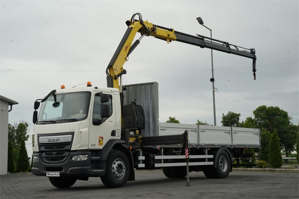 DAF LF 260 / 4X2 / SKRZYNIOWY - 7.30 + HDS HYVA HC 153