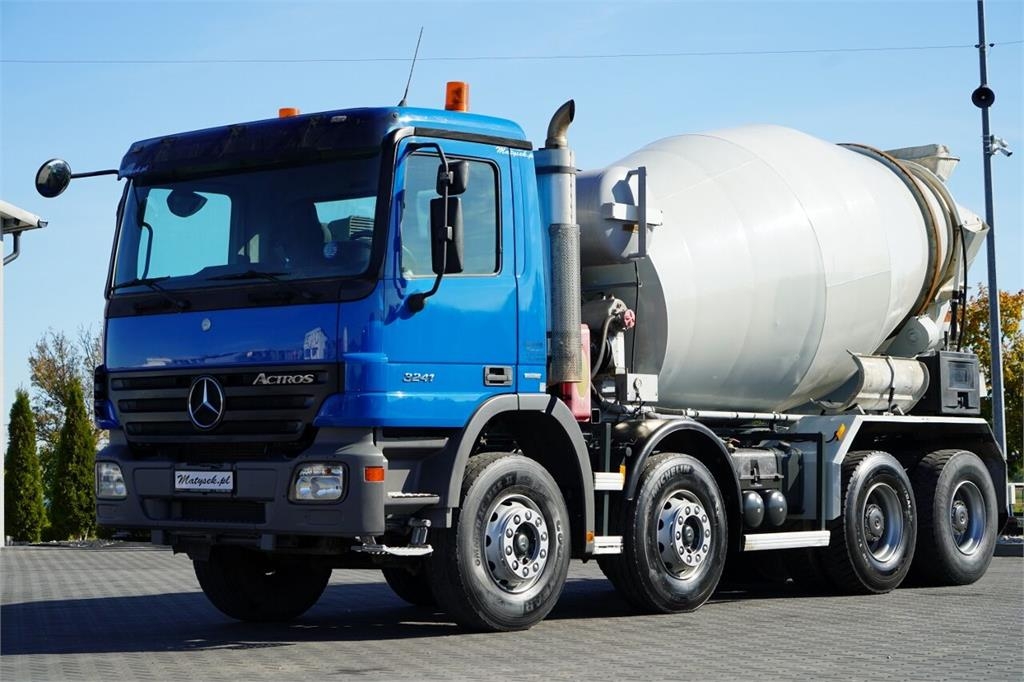 Camion malaxeur Mercedes-Benz AROCS 3241 — occasion 2007