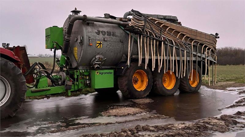 Joskin 26000L