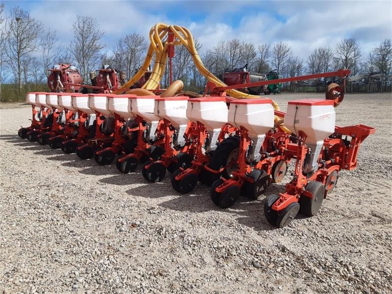Maschio Gaspardo Manta XL 12 rk med PA1 fronttank