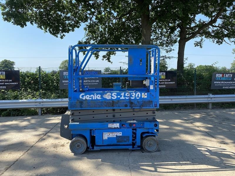 Genie GS-1930 Scissor Lift