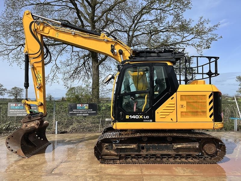 JCB 140X LC Excavator