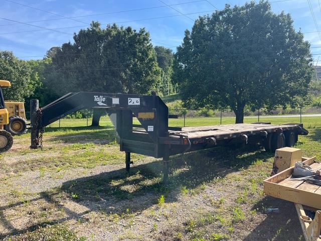 1997 Dove 30 ft T/A Gooseneck Equipment Trailer
