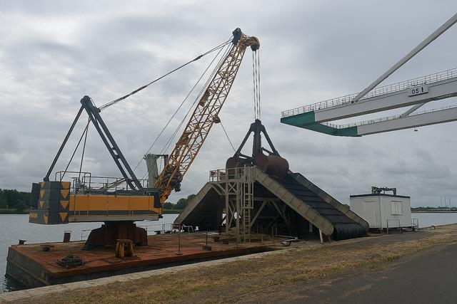 2019 Liebherr HS8100.1E Electric Lattice Boom Cran