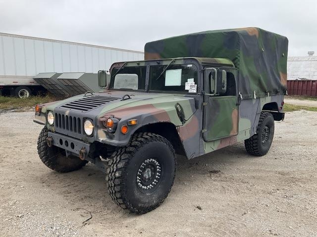 Utilitaire benne AM General M1097 — occasion 1988