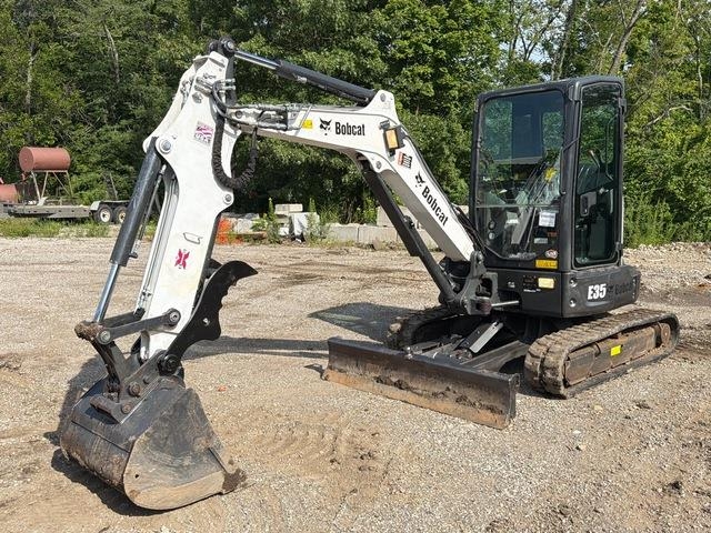 Pelle sur chenilles Bobcat E35 — occasion 2020, 1 033 h