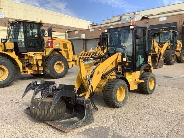 CAT 903D