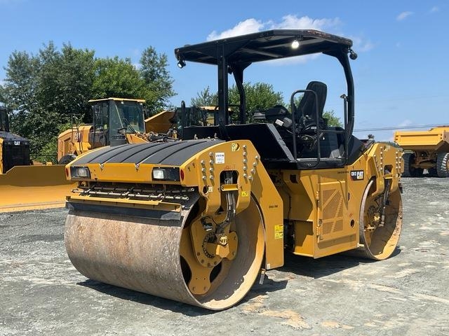 CAT CB13