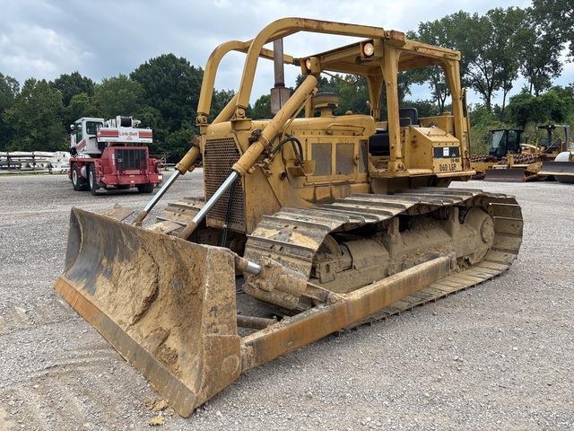 Bulldozer Caterpillar D6D — occasion 1981, 1 203 h