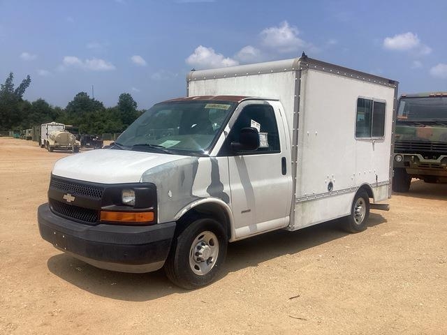 Fourgon utilitaire Chevrolet Express G3500 — occasion 2007