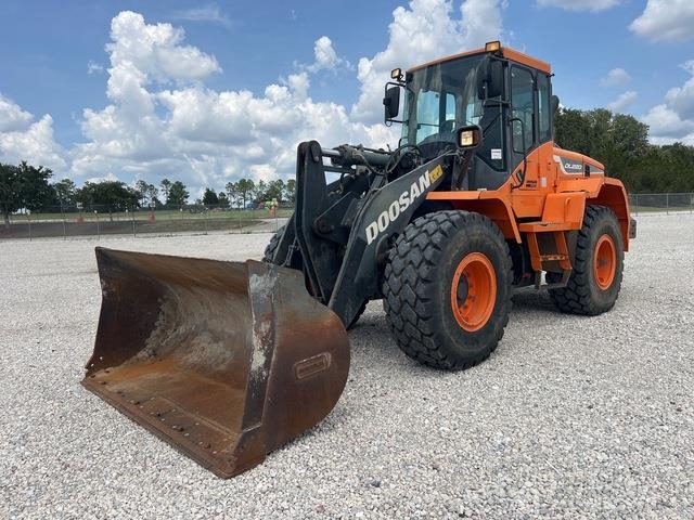 Doosan DL220-5