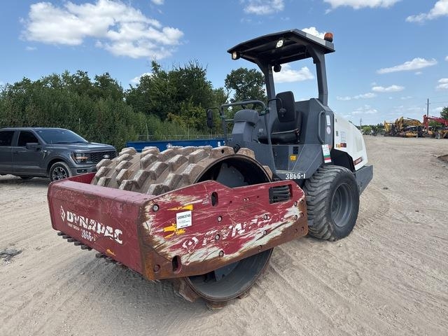 Rouleau monocylindre Dynapac CA1400D — occasion 2019, 1 600 h