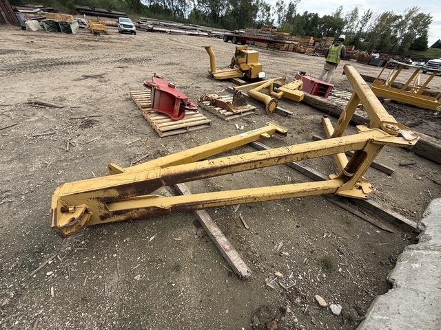 Folding Pipeline Boom Rear Cylinder Rack Winch S