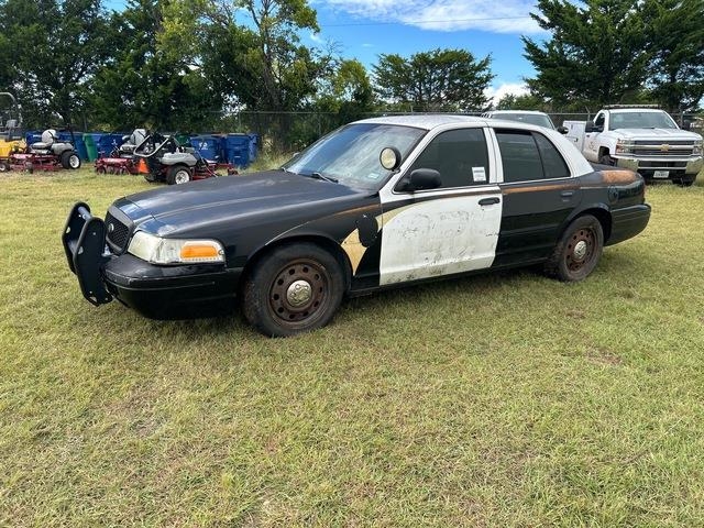 Ford Crown Victoria