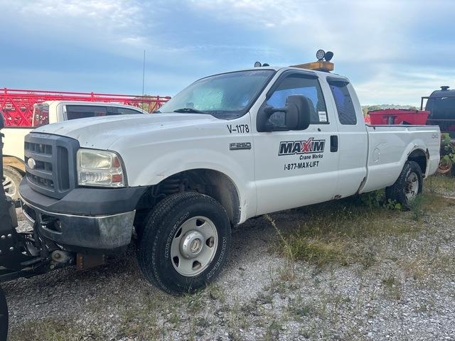 Utilitaire benne Ford F-250 — occasion 2007