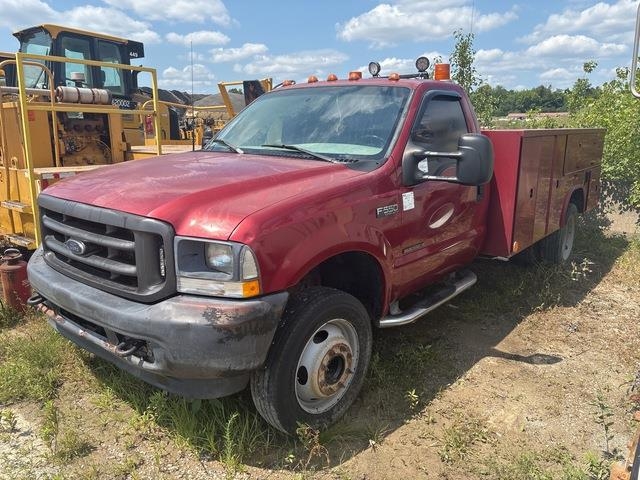 Utilitaire benne Ford F-550 — occasion 2002