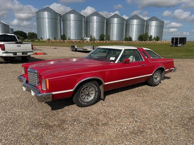 Ford Thunderbird