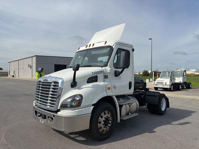 Freightliner Cascadia 113