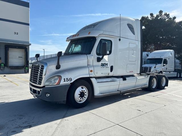 Tracteur routier Freightliner Cascadia 125 — occasion 2013