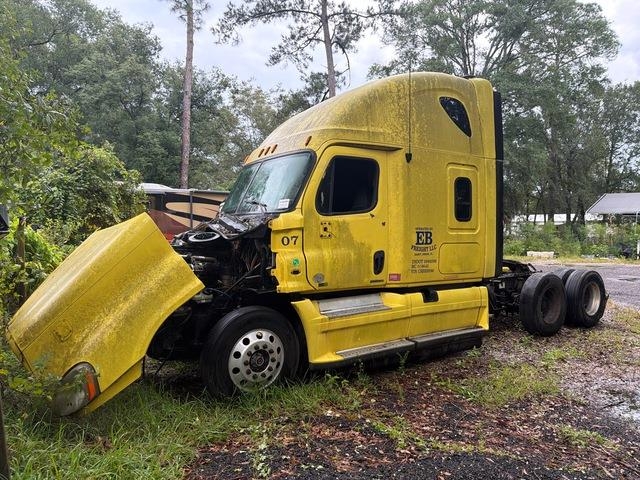 Tracteur routier Freightliner Cascadia 125 — occasion 2012