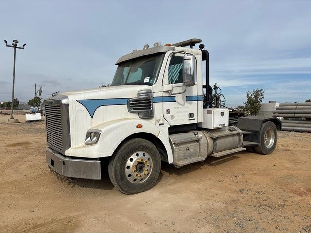 Freightliner Coronado 122SD