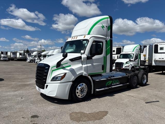 Freightliner EP116