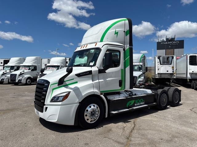 Freightliner EP116