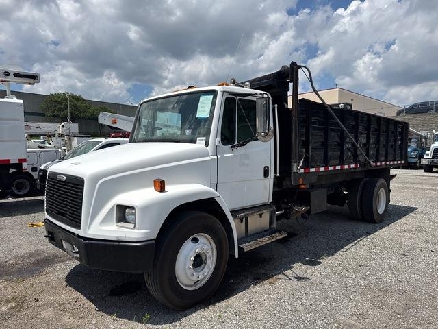 Camion benne Freightliner FL 70 — occasion 2003