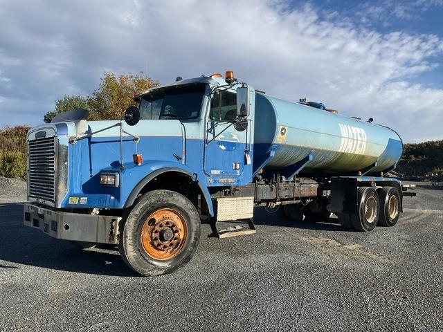 Camion citerne Freightliner FLD120064SD — occasion 1994
