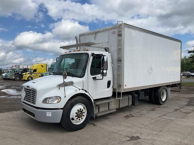 Freightliner M2 106