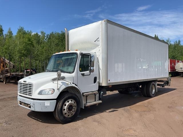 Freightliner M2 106