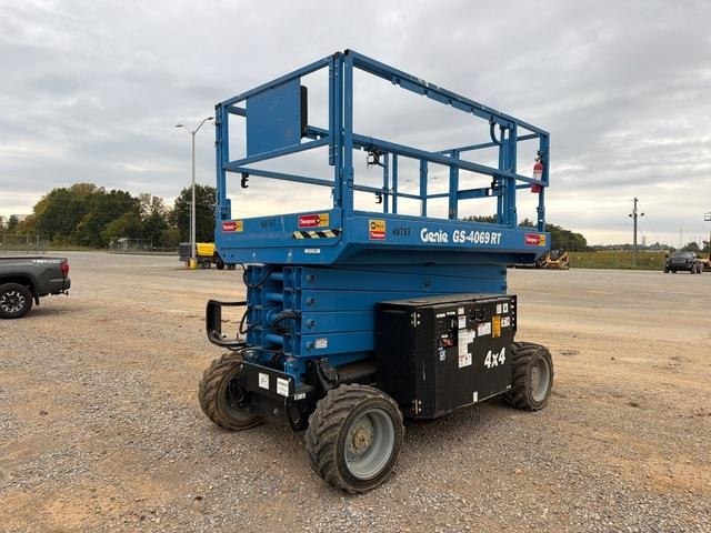 Nacelle à ciseaux Genie GS-4069 RT — occasion 2021, 819 h