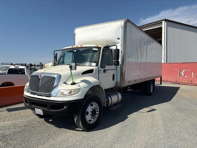 International 4300 SBA