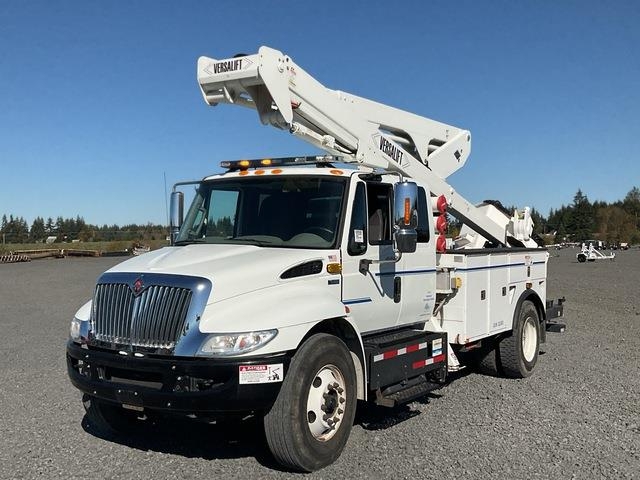 Camion nacelle International 4300 SBA — occasion 2012