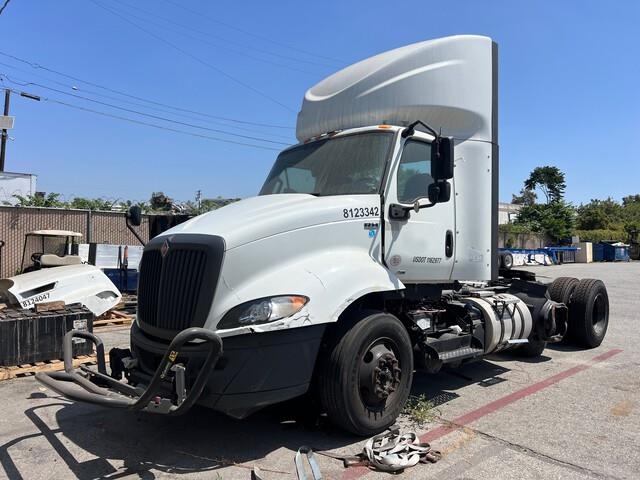 International (Navistar) RH613