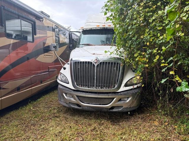 Tracteur routier International Prostar LF627 — occasion 2012