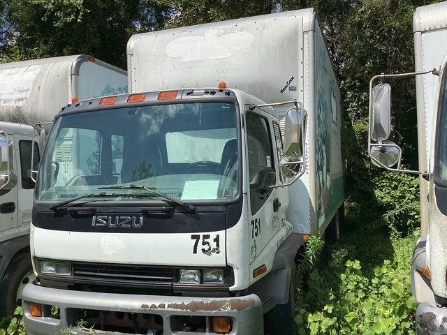 Isuzu T7F