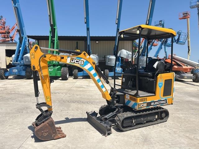 Pelle sur chenilles JCB 19C-1E — occasion 2022, 209 h