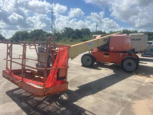 JLG 600S