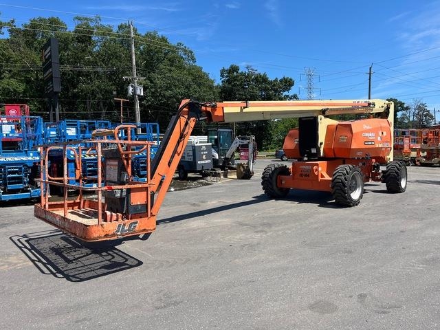 JLG 800AJ