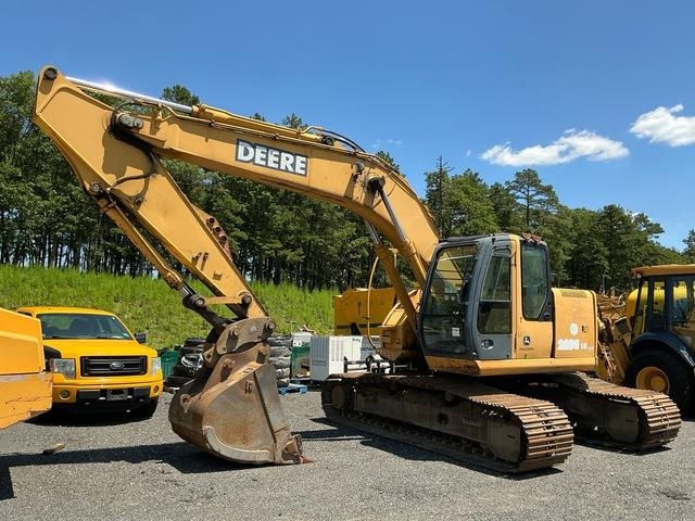 John Deere 225C LC