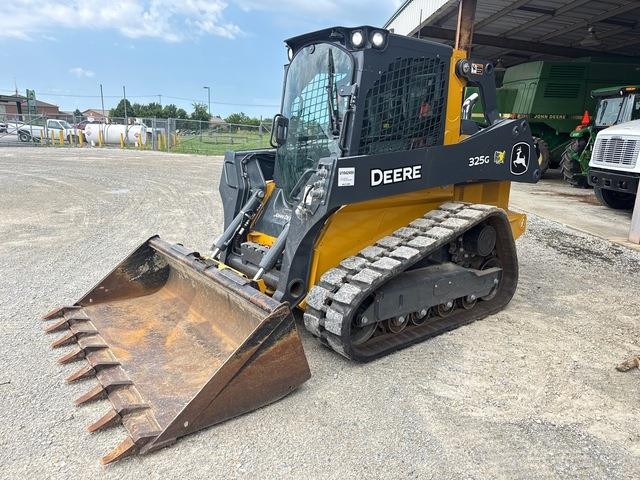 John Deere 325G