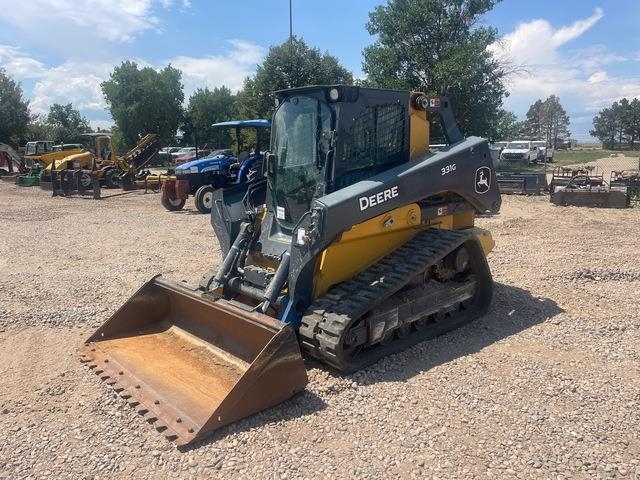 Chargeuse compacte John Deere 331G — occasion 2021, 3 979 h
