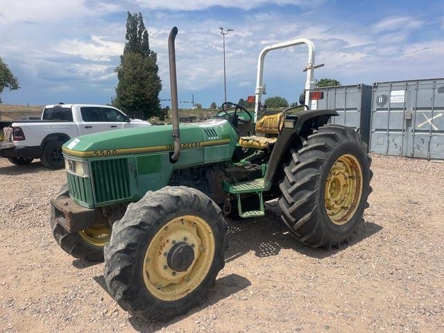 Tracteur agricole John Deere 5500 — occasion, 4 098 h