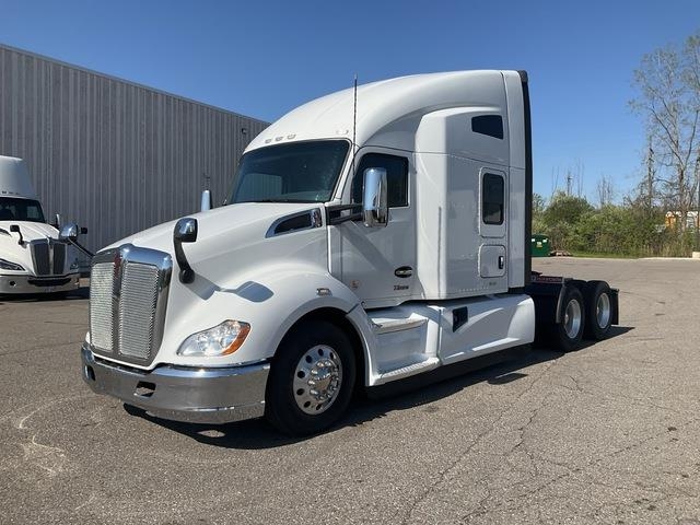Tracteur routier Kenworth T680 — occasion 2022