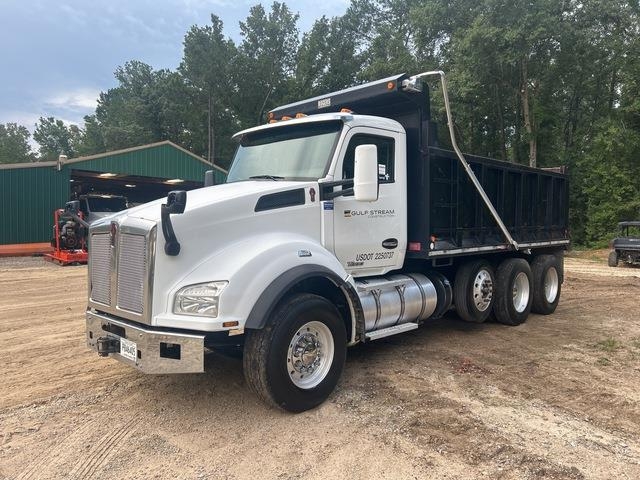 Kenworth T880